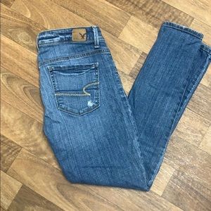 American Eagle skinny jeans with holes